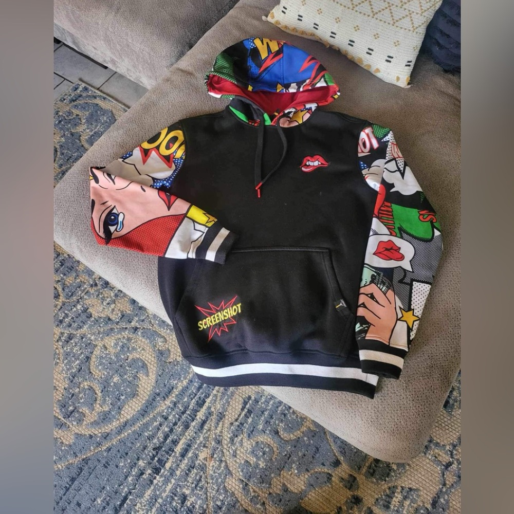 Screen shot brand hoodie and sweat pants